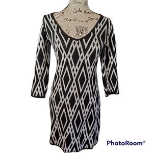 Stittetto's  Geometric Print Casual dress Size Large